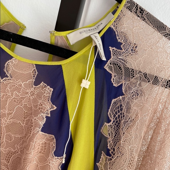 BCBG MaxAzria RUNWAY - Elegant Lace Dress with Blue and Yellow Accents - Picture 2 of 8